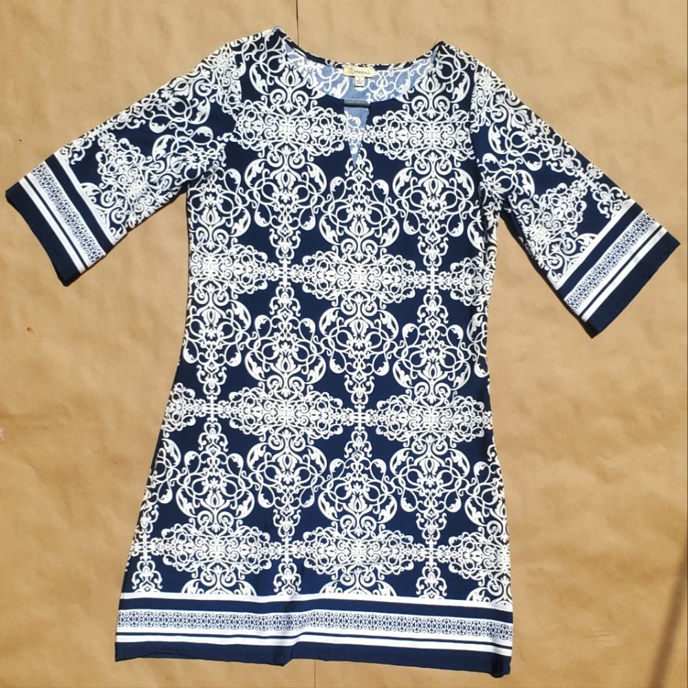 Haani size L white and blue A-line dress